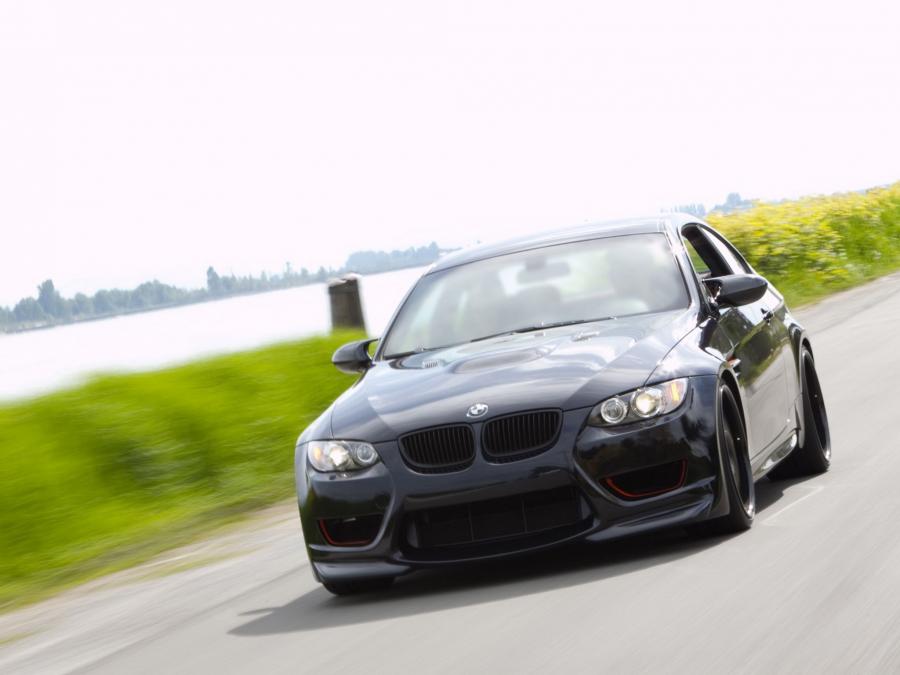  BMW M3 Coupe by MW Design 2009 года  (фото 3 из 4)